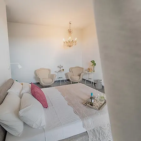 Bed & Breakfast Embrace Sicily *