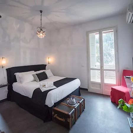 Embrace Sicily Bed & Breakfast *
