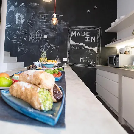 Embrace Sicily Bed & Breakfast Noto